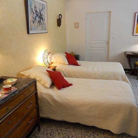 Combas  Villa Hanna מראה חיצוני תמונה