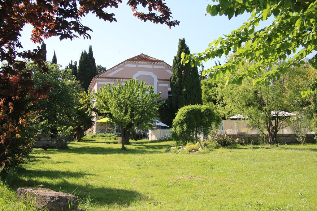 Combas  Villa Hanna מראה חיצוני תמונה